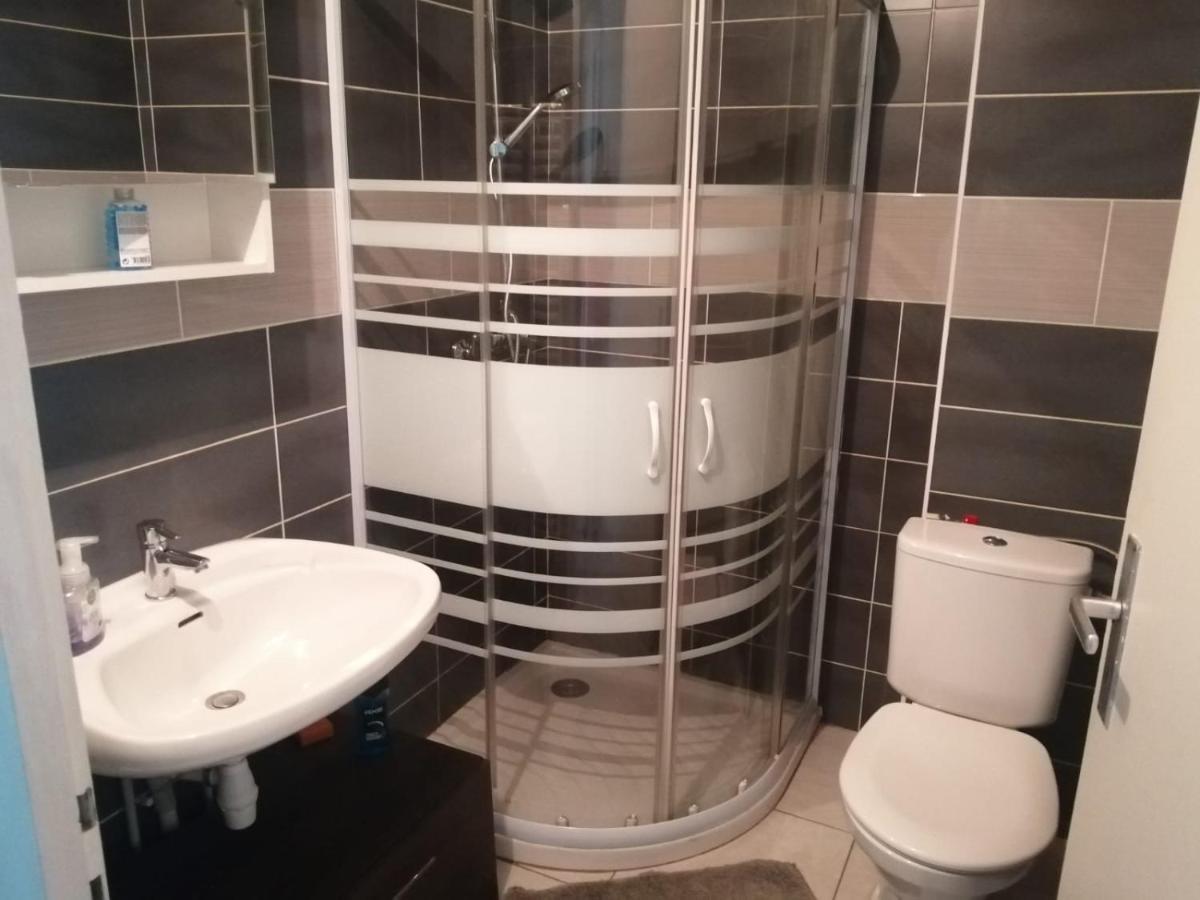 Location D'Appartement Entierement Meuble Pres De Geneve Annemasse Exterior photo